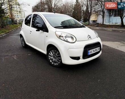 Белый Ситроен С1, объемом двигателя 1 л и пробегом 135 тыс. км за 5950 $, фото 1 на Automoto.ua