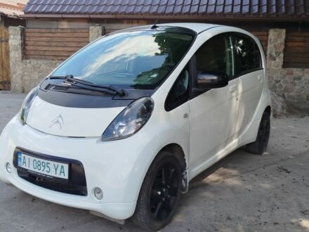 Сітроен С1 2012 у Кагарлыке на Automoto.ua Білий Сітроен С1, об'ємом двигуна 0 л та пробігом 158 тис. км за 4800 $, фото 1 на Automoto.ua