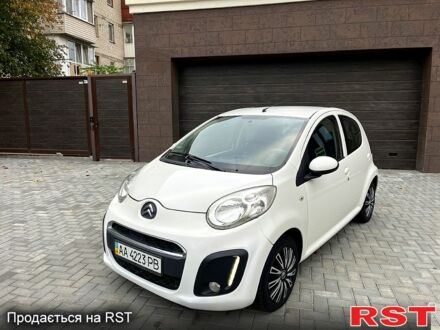 Белый Ситроен С1, объемом двигателя 1 л и пробегом 117 тыс. км за 5700 $, фото 1 на Automoto.ua