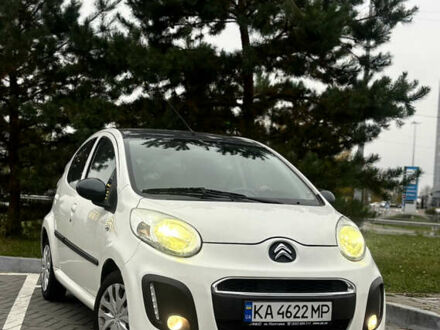 Ситроен С1 2013 в Киеве на Automoto.ua Белый Ситроен С1, объемом двигателя 1 л и пробегом 81 тыс. км за 5900 $, фото 1 на Automoto.ua