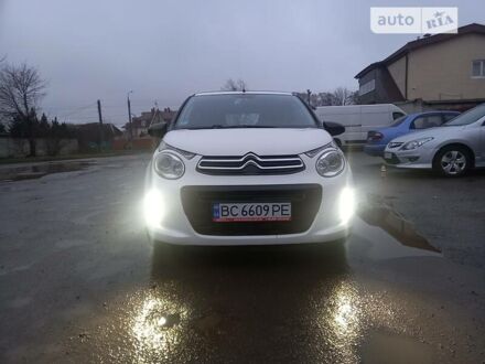Сітроен С1 2014 у Харкові на Automoto.ua Білий Сітроен С1, об'ємом двигуна 1.2 л та пробігом 195 тис. км за 5700 $, фото 1 на Automoto.ua