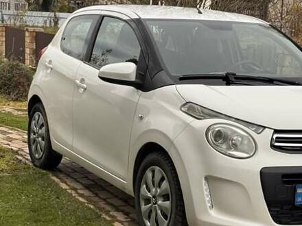 Белый Ситроен С1, объемом двигателя 1 л и пробегом 200 тыс. км за 6800 $, фото 1 на Automoto.ua