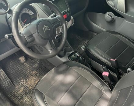 Черный Ситроен С1, объемом двигателя 1 л и пробегом 170 тыс. км за 3500 $, фото 9 на Automoto.ua