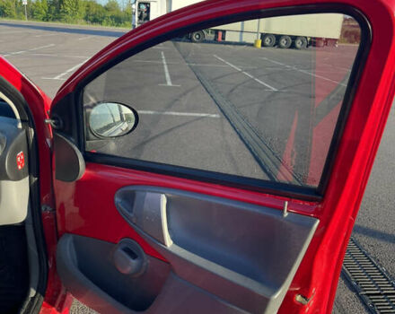 Красный Ситроен С1, объемом двигателя 1.4 л и пробегом 293 тыс. км за 3650 $, фото 3 на Automoto.ua