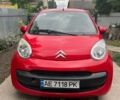 Красный Ситроен С1, объемом двигателя 1 л и пробегом 147 тыс. км за 3900 $, фото 1 на Automoto.ua