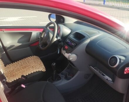 Червоний Сітроен С1, об'ємом двигуна 1 л та пробігом 200 тис. км за 3500 $, фото 2 на Automoto.ua