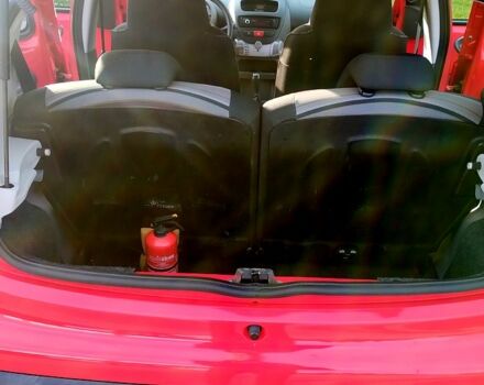 Красный Ситроен С1, объемом двигателя 1 л и пробегом 178 тыс. км за 4400 $, фото 4 на Automoto.ua
