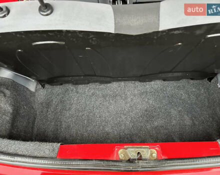 Красный Ситроен С1, объемом двигателя 1 л и пробегом 110 тыс. км за 4300 $, фото 18 на Automoto.ua