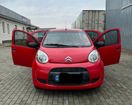 Красный Ситроен С1, объемом двигателя 1 л и пробегом 110 тыс. км за 4300 $, фото 3 на Automoto.ua