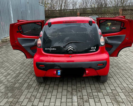 Красный Ситроен С1, объемом двигателя 1 л и пробегом 110 тыс. км за 4300 $, фото 4 на Automoto.ua