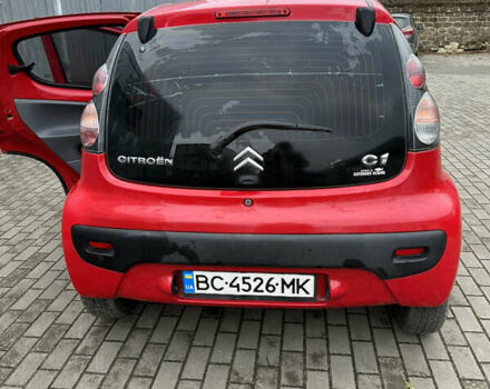 Красный Ситроен С1, объемом двигателя 1 л и пробегом 110 тыс. км за 4300 $, фото 1 на Automoto.ua