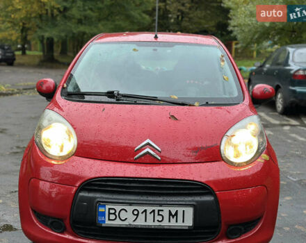 Красный Ситроен С1, объемом двигателя 1 л и пробегом 127 тыс. км за 4350 $, фото 4 на Automoto.ua
