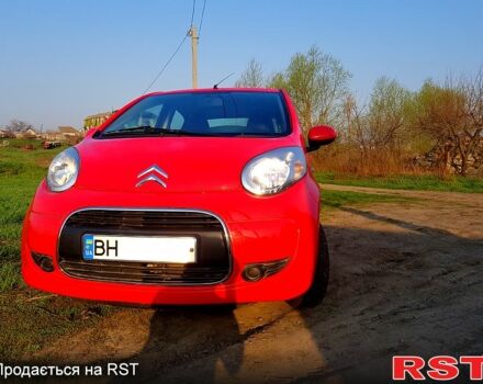 Красный Ситроен С1, объемом двигателя 1 л и пробегом 220 тыс. км за 4100 $, фото 6 на Automoto.ua