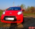 Красный Ситроен С1, объемом двигателя 1 л и пробегом 220 тыс. км за 4100 $, фото 6 на Automoto.ua