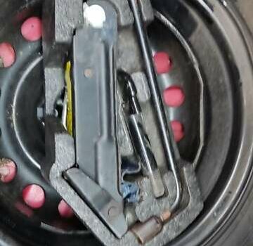 Червоний Сітроен С1, об'ємом двигуна 1 л та пробігом 157 тис. км за 4150 $, фото 19 на Automoto.ua