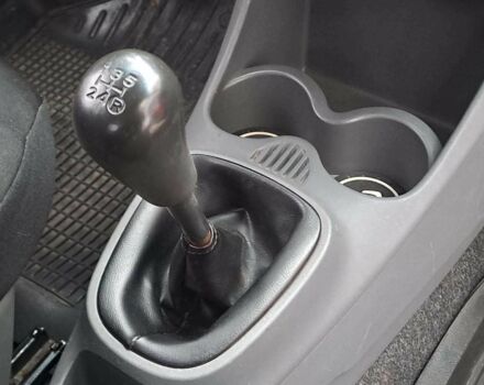 Красный Ситроен С1, объемом двигателя 1 л и пробегом 297 тыс. км за 4790 $, фото 10 на Automoto.ua