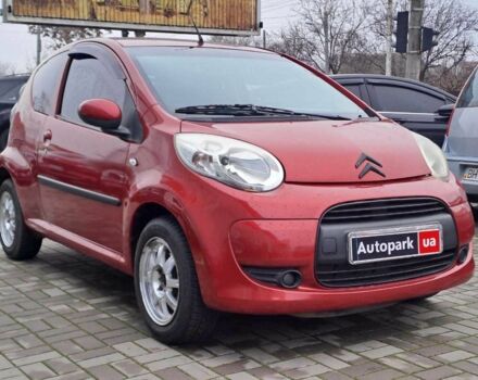 Красный Ситроен С1, объемом двигателя 1 л и пробегом 297 тыс. км за 4790 $, фото 2 на Automoto.ua