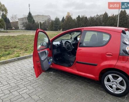 Красный Ситроен С1, объемом двигателя 1 л и пробегом 150 тыс. км за 4850 $, фото 18 на Automoto.ua