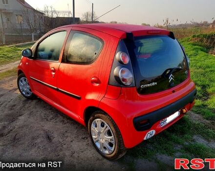 Красный Ситроен С1, объемом двигателя 1 л и пробегом 220 тыс. км за 4100 $, фото 3 на Automoto.ua