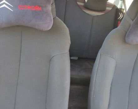 Красный Ситроен С1, объемом двигателя 1 л и пробегом 285 тыс. км за 4200 $, фото 16 на Automoto.ua