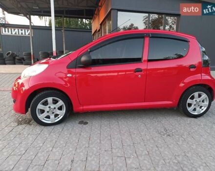 Красный Ситроен С1, объемом двигателя 1 л и пробегом 75 тыс. км за 5700 $, фото 3 на Automoto.ua