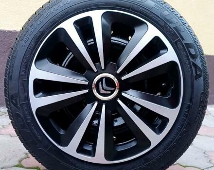 Красный Ситроен С1, объемом двигателя 1 л и пробегом 111 тыс. км за 6350 $, фото 50 на Automoto.ua