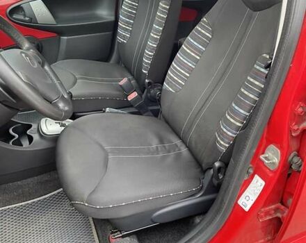 Сітроен С1 2012 у Києві на Automoto.ua Червоний Сітроен С1, об'ємом двигуна 1 л та пробігом 111 тис. км за 4700 $, фото 11 на Automoto.ua