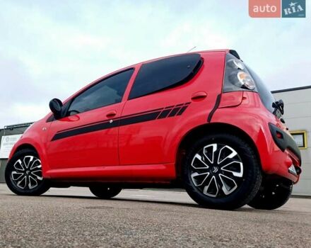 Красный Ситроен С1, объемом двигателя 1 л и пробегом 111 тыс. км за 6350 $, фото 11 на Automoto.ua
