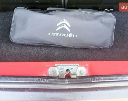 Красный Ситроен С1, объемом двигателя 1 л и пробегом 111 тыс. км за 6350 $, фото 20 на Automoto.ua