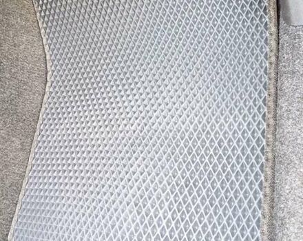 Красный Ситроен С1, объемом двигателя 1 л и пробегом 111 тыс. км за 6350 $, фото 63 на Automoto.ua