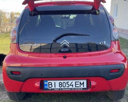 Червоний Сітроен С1, об'ємом двигуна 1 л та пробігом 128 тис. км за 6000 $, фото 4 на Automoto.ua