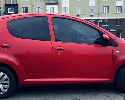 Красный Ситроен С1, объемом двигателя 1 л и пробегом 109 тыс. км за 6350 $, фото 3 на Automoto.ua