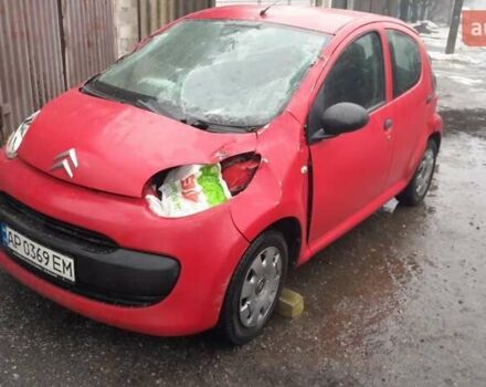 Красный Ситроен С1, объемом двигателя 1 л и пробегом 192 тыс. км за 1850 $, фото 1 на Automoto.ua