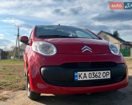 Красный Ситроен С1, объемом двигателя 1 л и пробегом 175 тыс. км за 4200 $, фото 1 на Automoto.ua