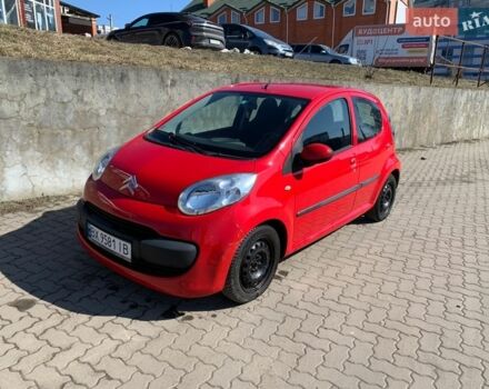 Красный Ситроен С1, объемом двигателя 1 л и пробегом 183 тыс. км за 4500 $, фото 1 на Automoto.ua