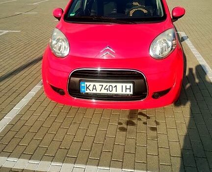 Красный Ситроен С1, объемом двигателя 1 л и пробегом 203 тыс. км за 3700 $, фото 1 на Automoto.ua