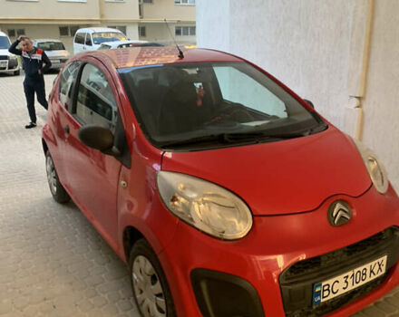 Красный Ситроен С1, объемом двигателя 1 л и пробегом 124 тыс. км за 4600 $, фото 1 на Automoto.ua