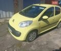 Желтый Ситроен С1, объемом двигателя 1 л и пробегом 150 тыс. км за 4350 $, фото 1 на Automoto.ua
