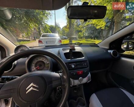 Сірий Сітроен С1, об'ємом двигуна 1 л та пробігом 236 тис. км за 3400 $, фото 5 на Automoto.ua