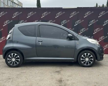 Серый Ситроен С1, объемом двигателя 1 л и пробегом 200 тыс. км за 4300 $, фото 3 на Automoto.ua