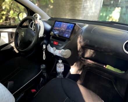 Серый Ситроен С1, объемом двигателя 1 л и пробегом 166 тыс. км за 4399 $, фото 19 на Automoto.ua