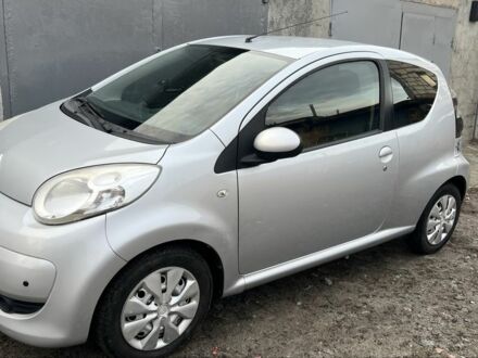 Серый Ситроен С1, объемом двигателя 1 л и пробегом 130 тыс. км за 5100 $, фото 1 на Automoto.ua