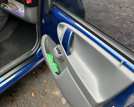 Ситроен С1 2006 в Киеве на Automoto.ua Синий Ситроен С1, объемом двигателя 1 л и пробегом 147 тыс. км за 4200 $, фото 5 на Automoto.ua