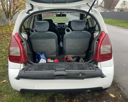 Белый Ситроен С2, объемом двигателя 1.4 л и пробегом 350 тыс. км за 2450 $, фото 7 на Automoto.ua