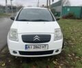Белый Ситроен С2, объемом двигателя 1.4 л и пробегом 350 тыс. км за 2450 $, фото 4 на Automoto.ua