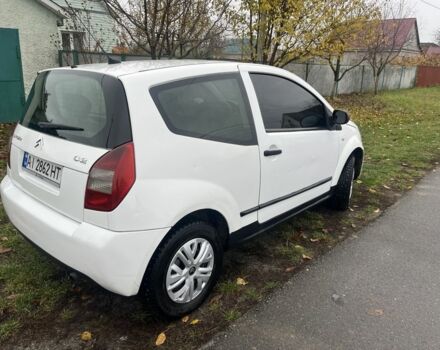 Белый Ситроен С2, объемом двигателя 1.4 л и пробегом 350 тыс. км за 2450 $, фото 2 на Automoto.ua