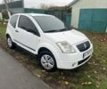 Белый Ситроен С2, объемом двигателя 1.4 л и пробегом 350 тыс. км за 2450 $, фото 1 на Automoto.ua