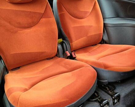 Черный Ситроен С2, объемом двигателя 1.4 л и пробегом 203 тыс. км за 3900 $, фото 4 на Automoto.ua