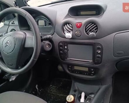 Чорний Сітроен С2, об'ємом двигуна 1.4 л та пробігом 110 тис. км за 3700 $, фото 6 на Automoto.ua