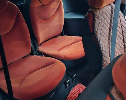 Чорний Сітроен С2, об'ємом двигуна 1.36 л та пробігом 267 тис. км за 2999 $, фото 12 на Automoto.ua